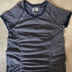 Athleta speedlight tee